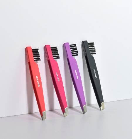 Beter Pinza Depilar C/Cepillo Oblic09122