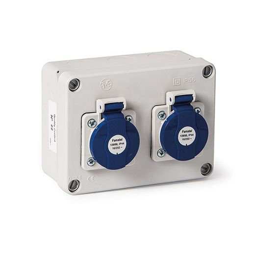 Caixa Estanque 2 Saídas 2P+Tt Laterais