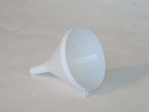 Funil Fervik 19 Cm R-771
