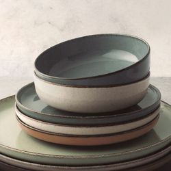 Set de 4 assiettes plates Perle 27 cm. assorti