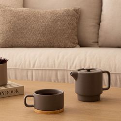 Théière en céramique taupe. NATURE.